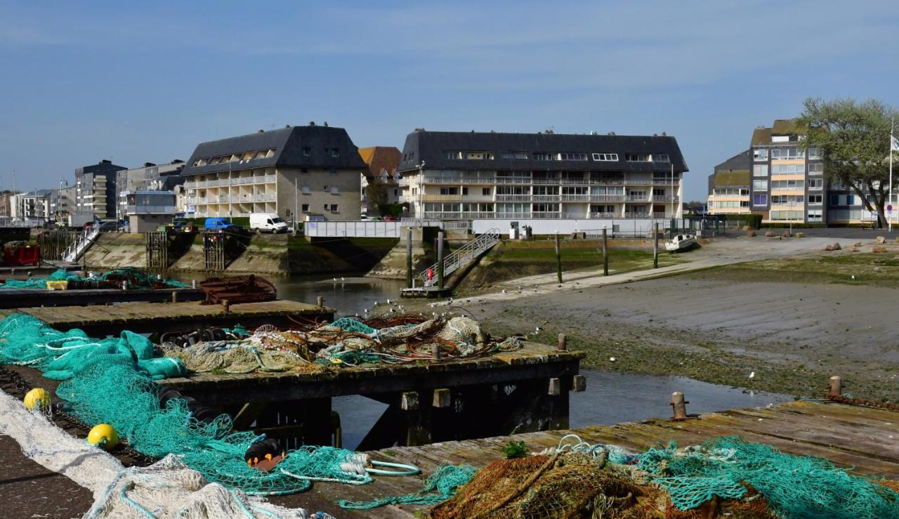 Appartement Vue Mer Et Marina, Loggia - Parking Courseulles-sur-Mer Exterior photo